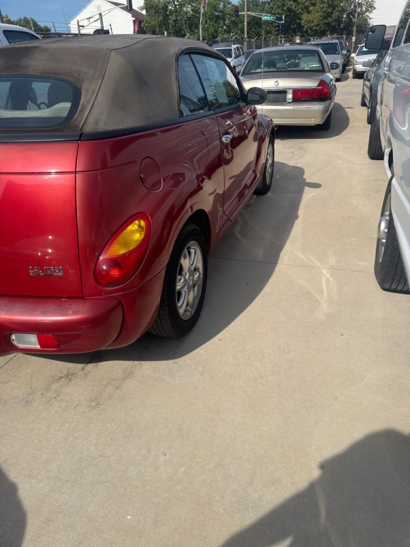 2005 Chrysler PT Cruiser Image 4