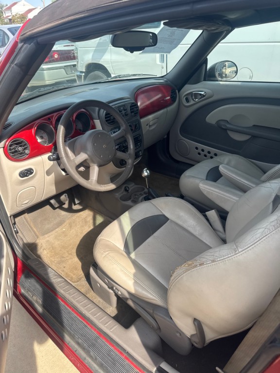 2005 Chrysler PT Cruiser Image 7