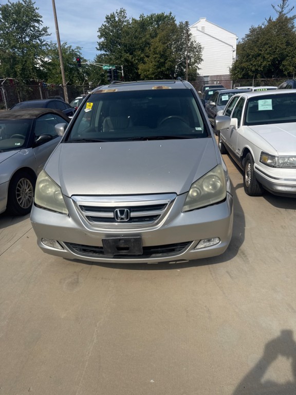 2005 Honda Odyssey Image 1