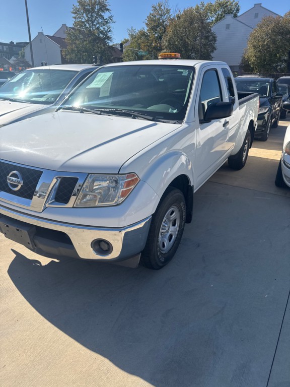 2018 Nissan Frontier Image 2