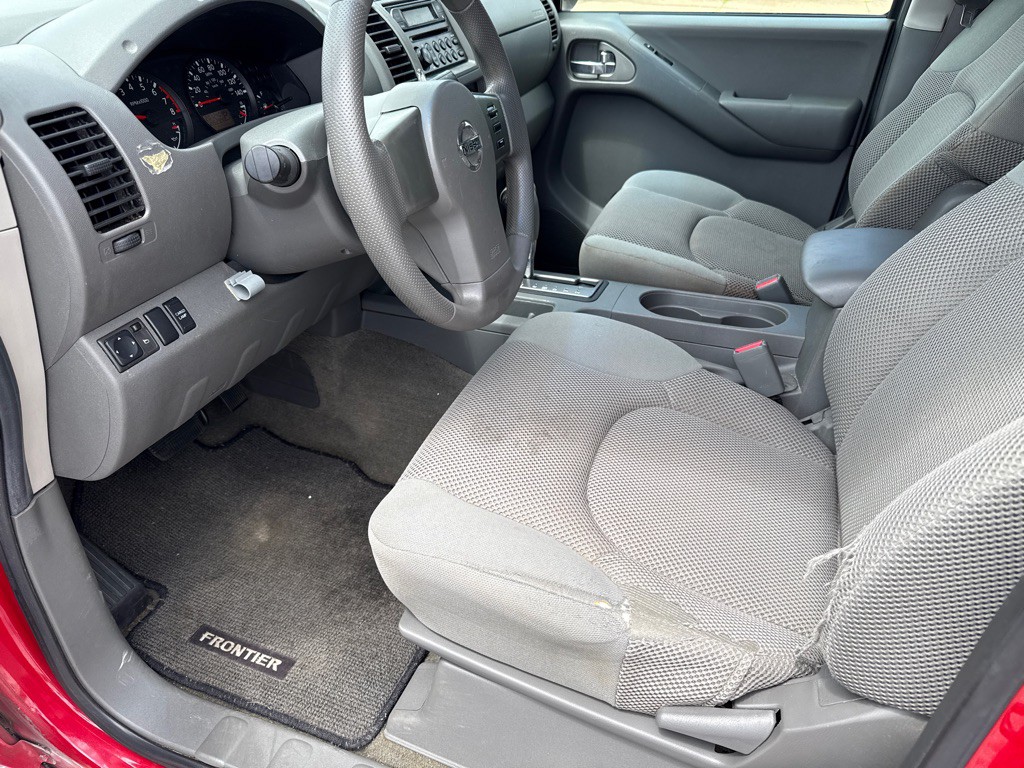 2006 Nissan Frontier Image 9