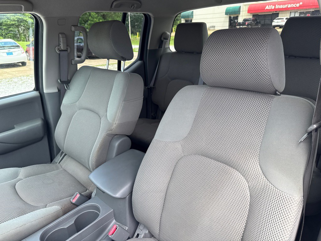 2006 Nissan Frontier Image 11