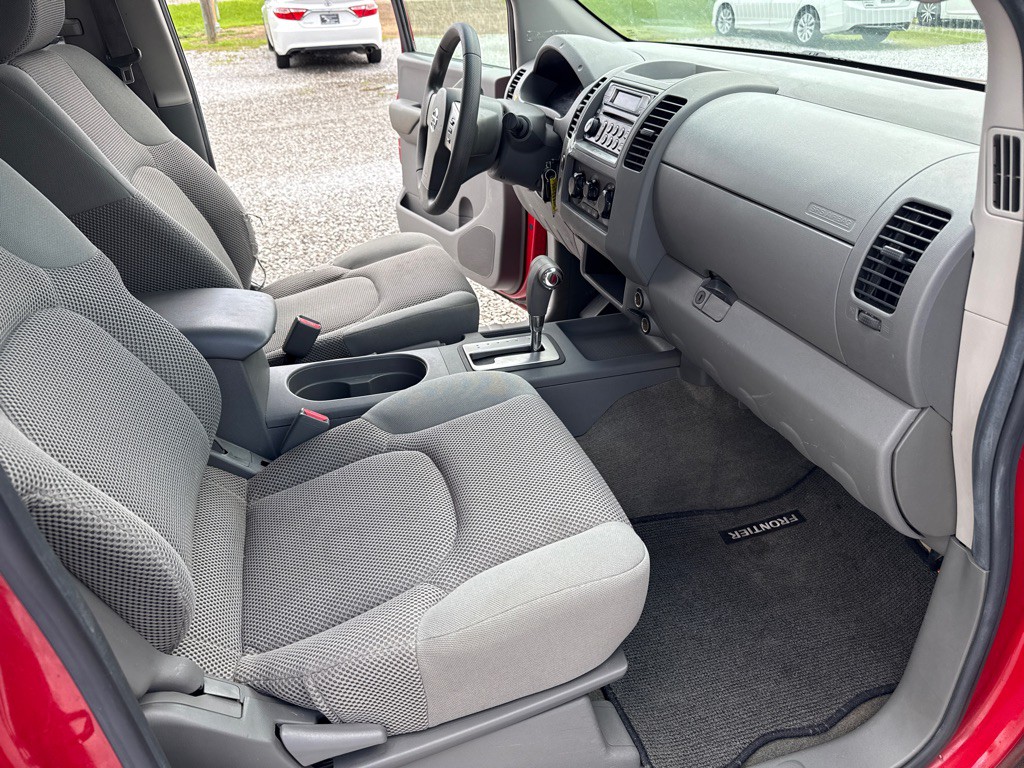 2006 Nissan Frontier Image 17