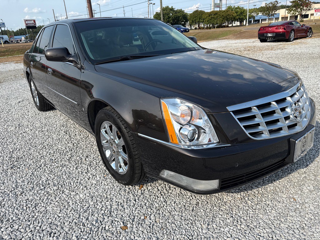 2008 Cadillac DTS Image 4