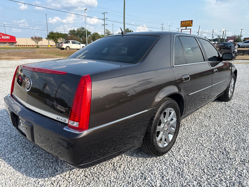 2008 Cadillac DTS Image 6