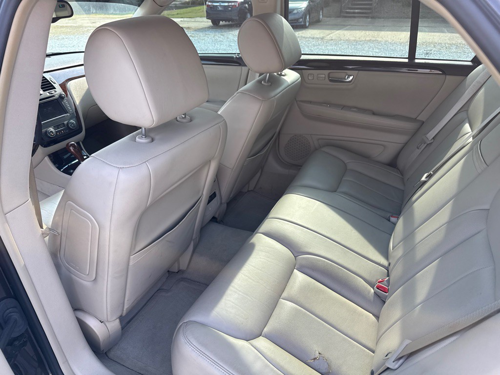 2008 Cadillac DTS Image 17