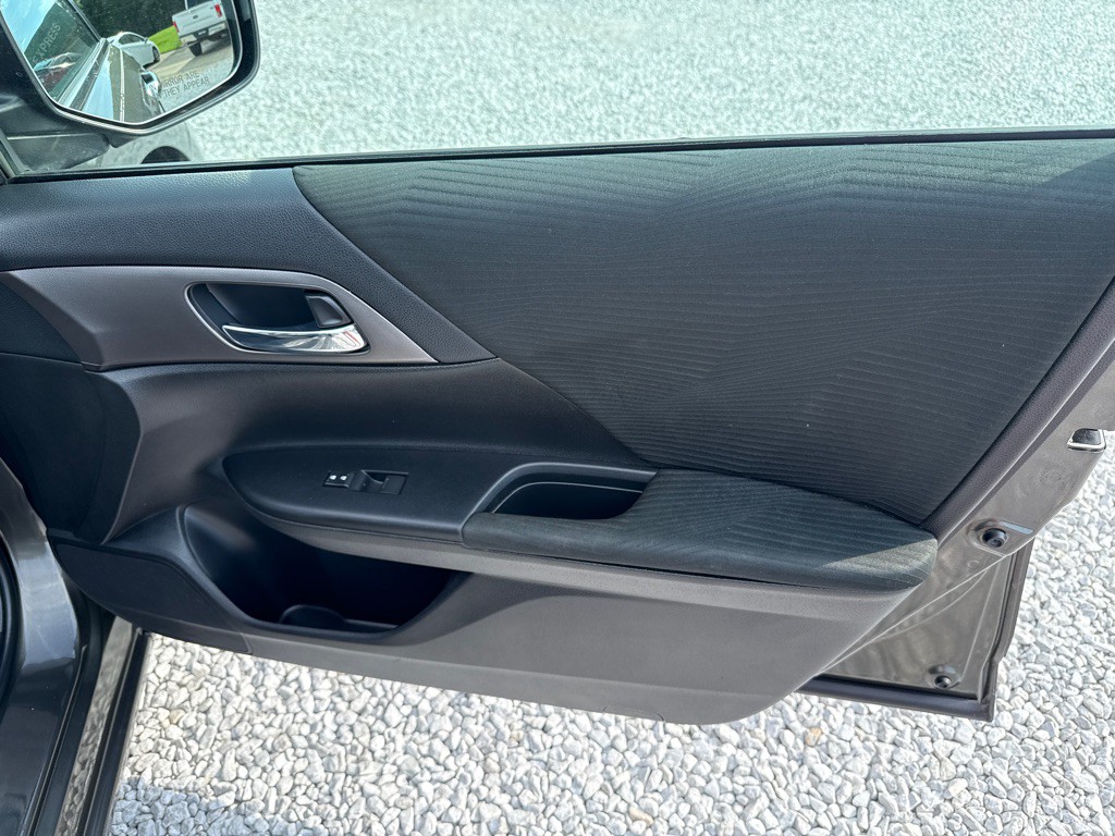 2014 Honda Accord Image 25