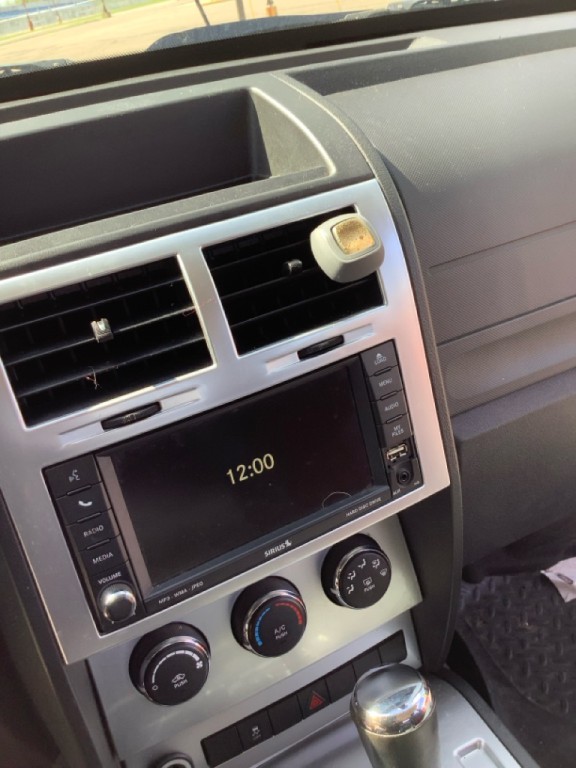 2011 Dodge Nitro Image 10