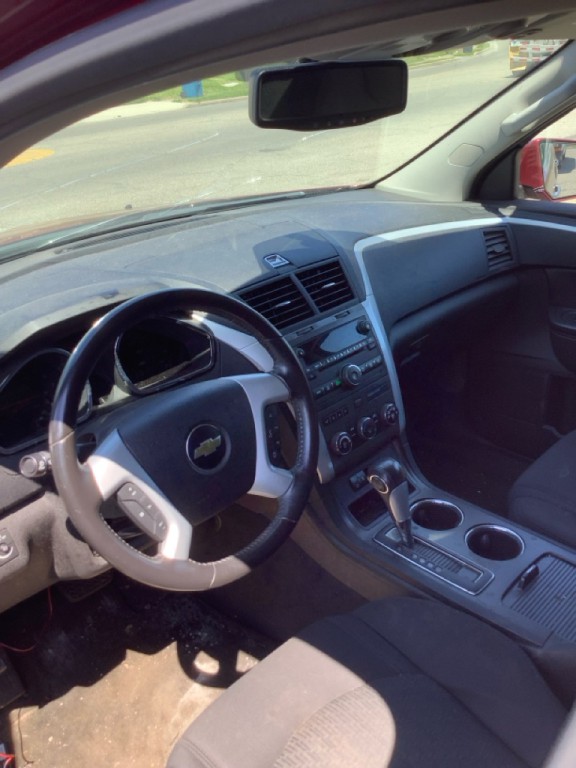 2011 Chevrolet Traverse Image 5