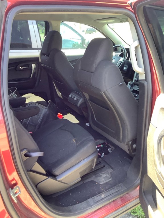 2011 Chevrolet Traverse Image 7