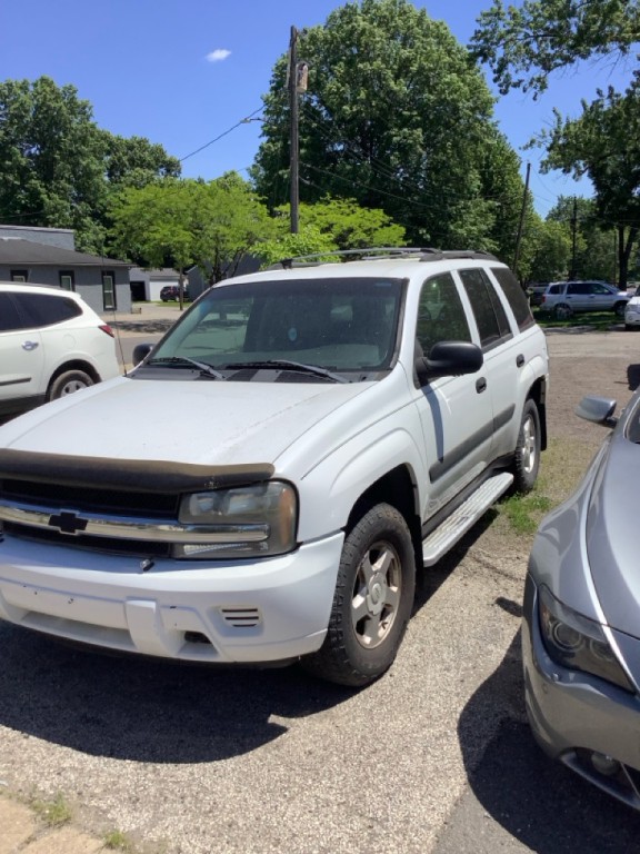 2005 Chevrolet Trailblazer Image 1