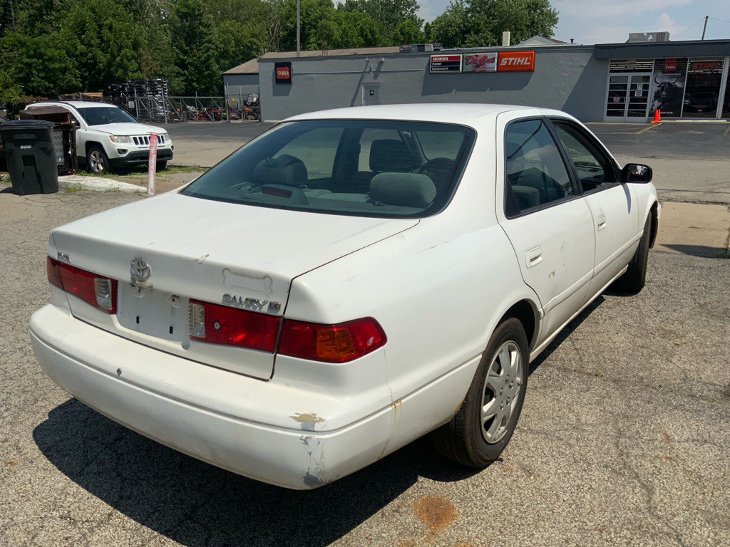 2001 Toyota Camry Image 4