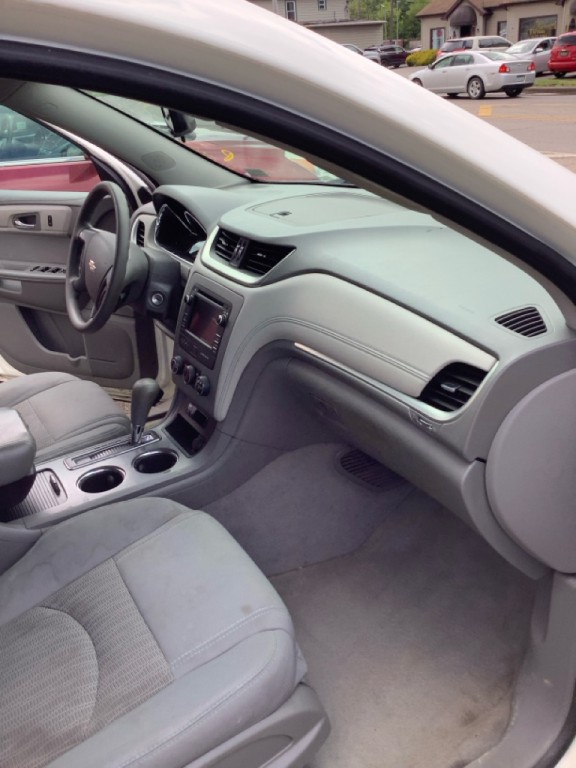 2013 Chevrolet Traverse Image 6
