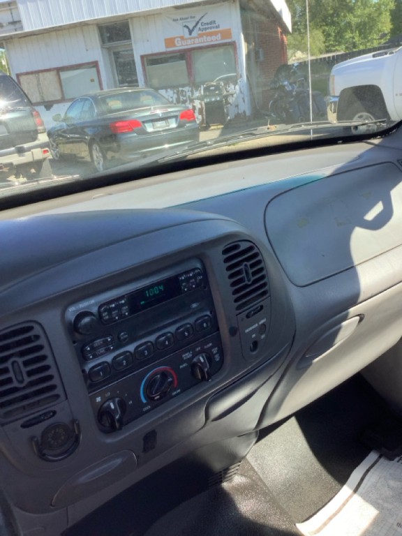 1997 Ford F-150 Image 7