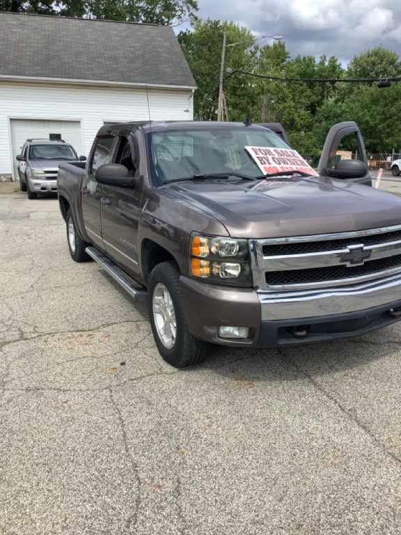 2008 Chevrolet Silverado 1500 Image 2