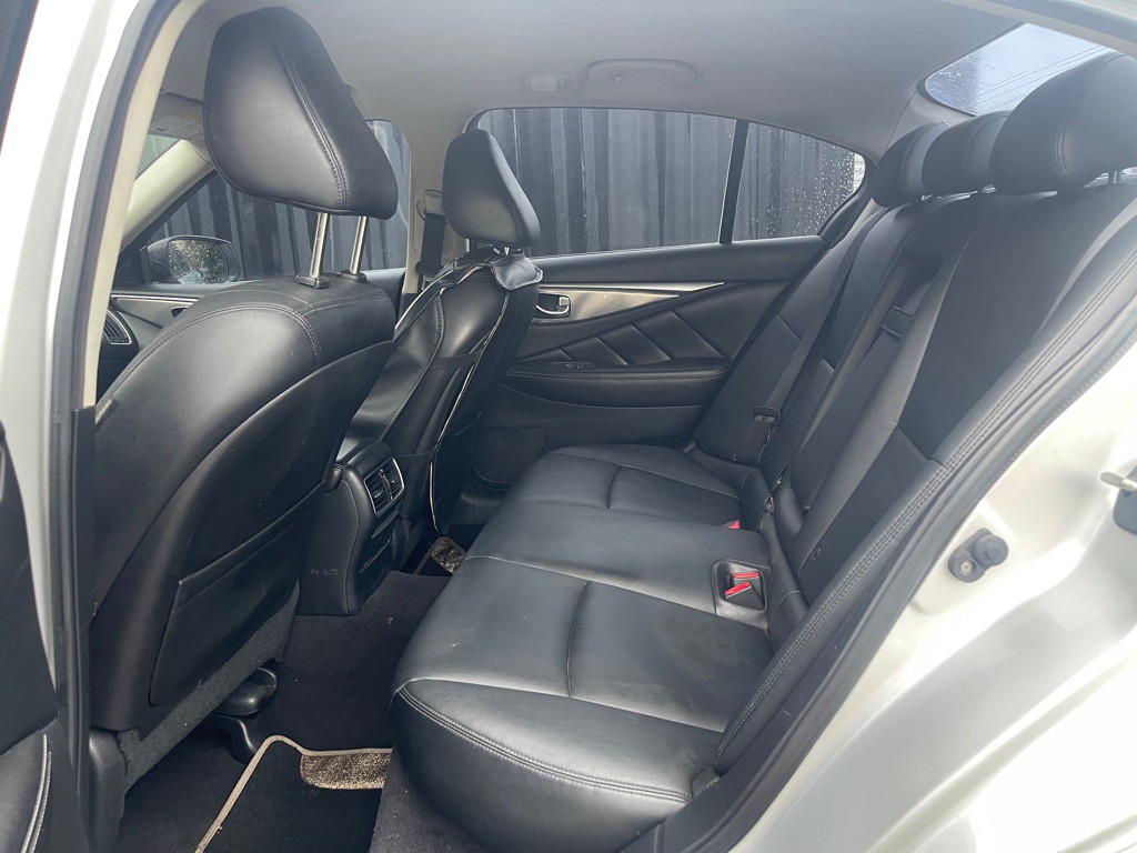 2016 INFINITI Q50 Image 8