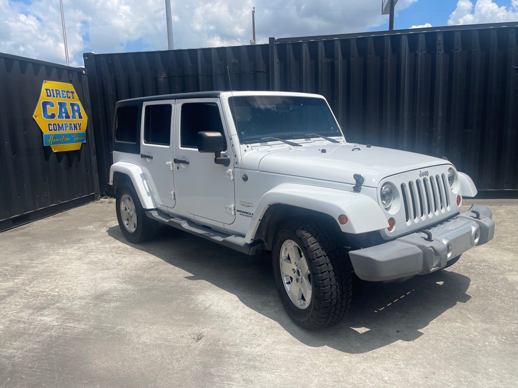 2013 Jeep Wrangler Unlimited Image 2