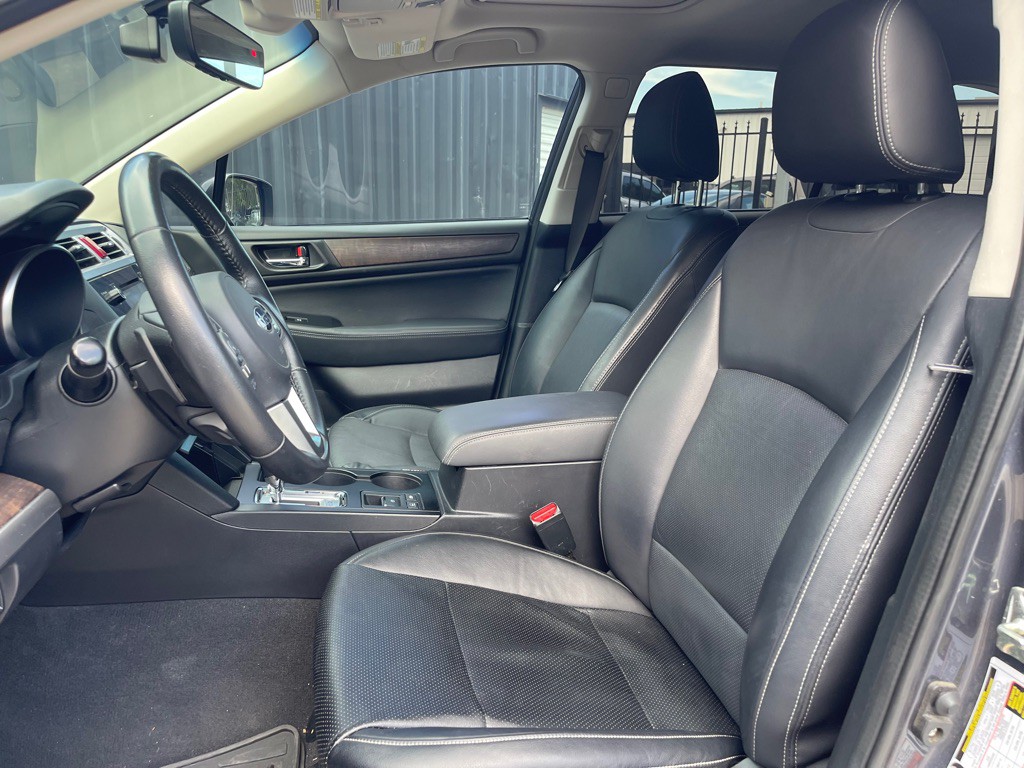 2017 Subaru Outback Image 6