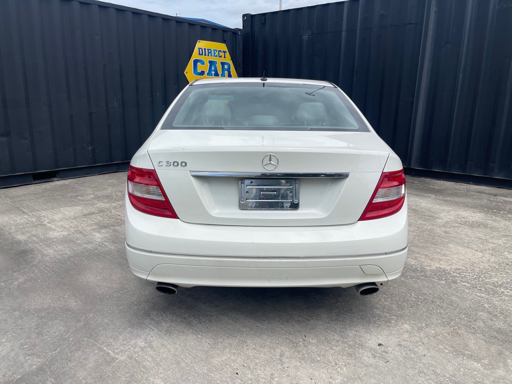 2008 Mercedes-Benz C-Class Image 12