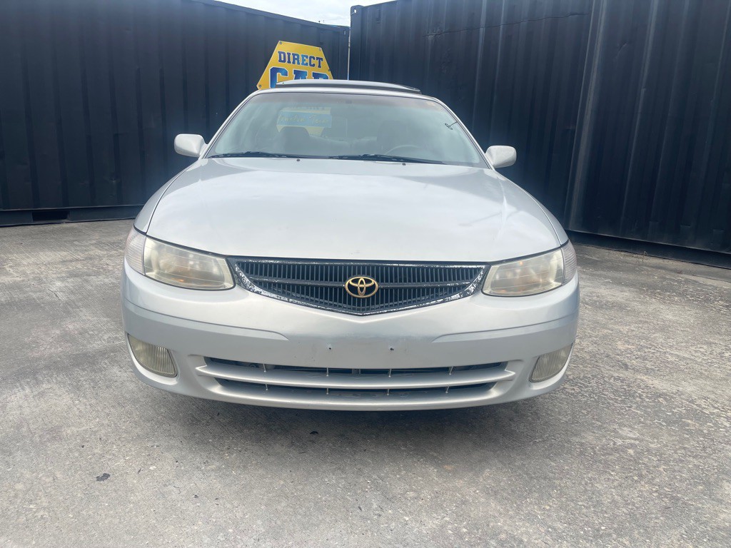 2000 Toyota Camry Image 2