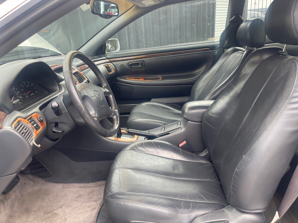 2000 Toyota Camry Image 6