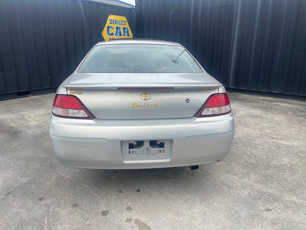 2000 Toyota Camry Image 10