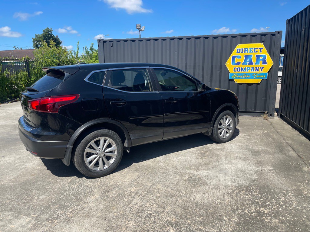 2018 Nissan Rogue Image 10
