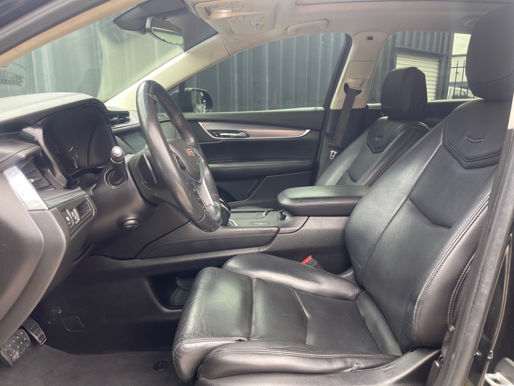 2017 Cadillac XT5 Image 6