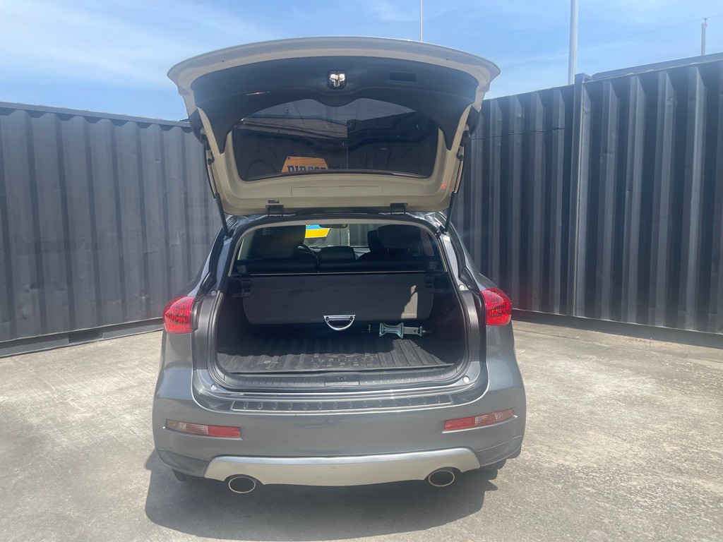 2017 INFINITI QX50 Image 12