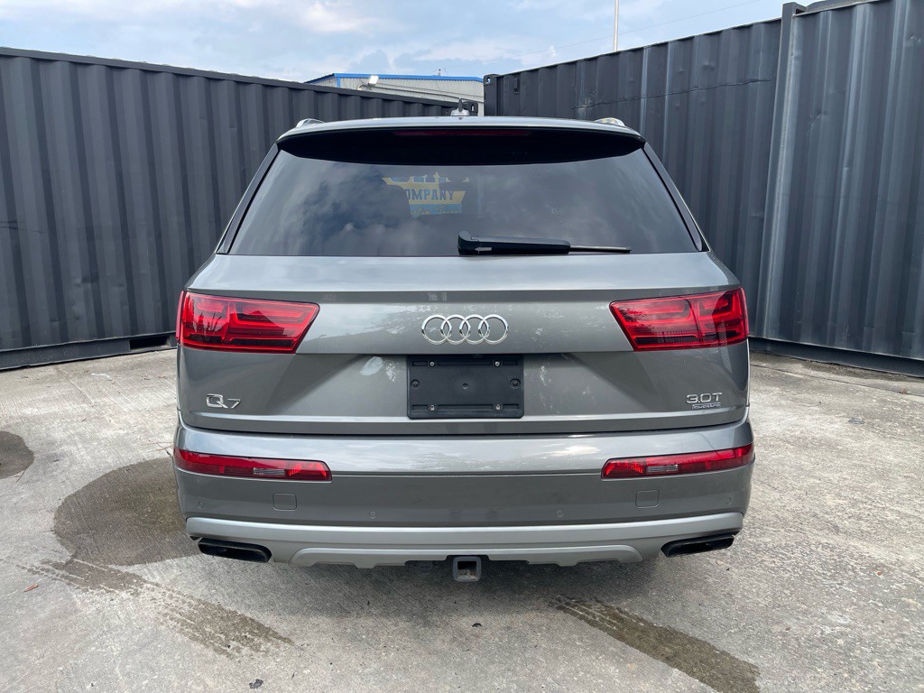 2017 Audi Q7 Image 12