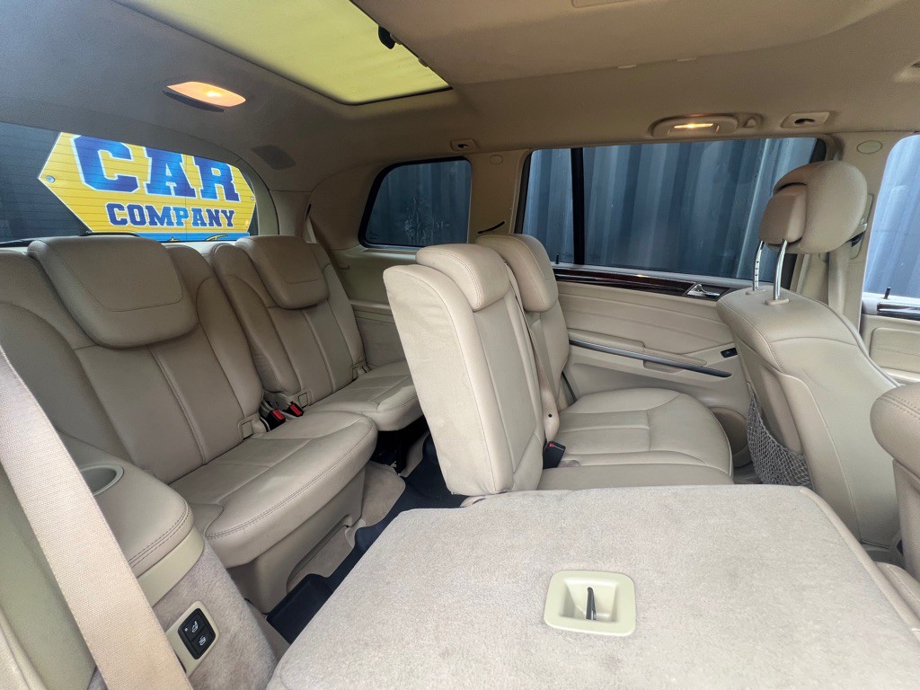 2012 Mercedes-Benz GL-Class Image 9