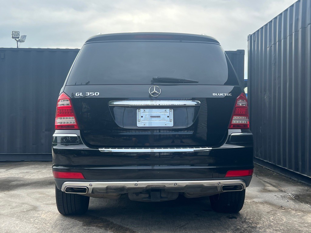 2012 Mercedes-Benz GL-Class Image 11
