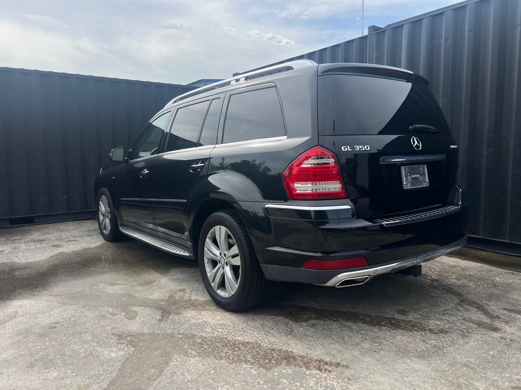 2012 Mercedes-Benz GL-Class Image 12