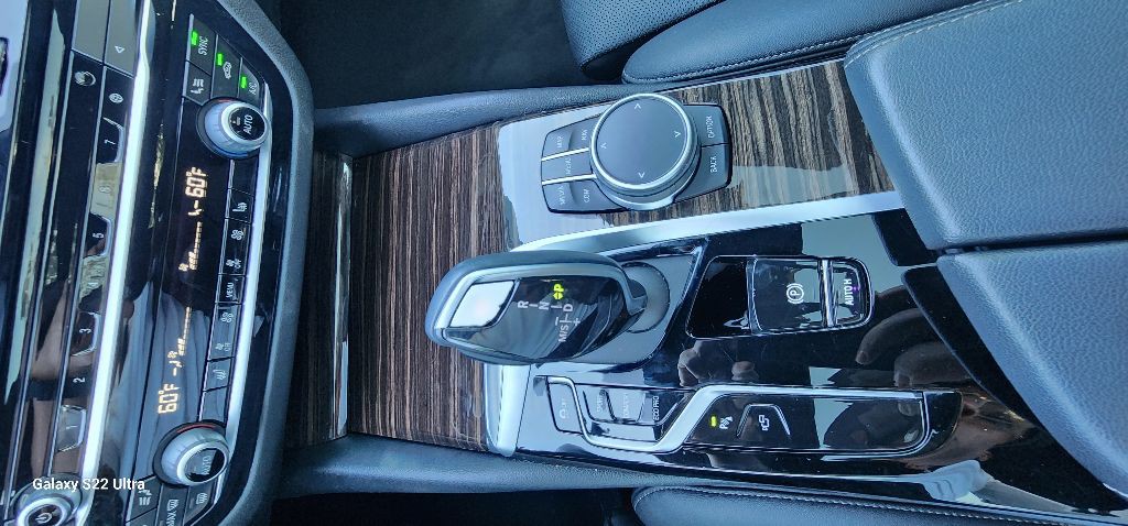 2021 BMW 5 Series Image 16