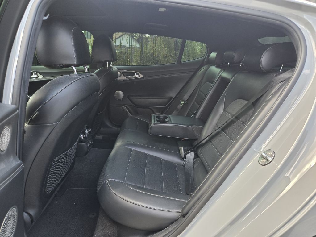 2020 Kia Stinger Image 16