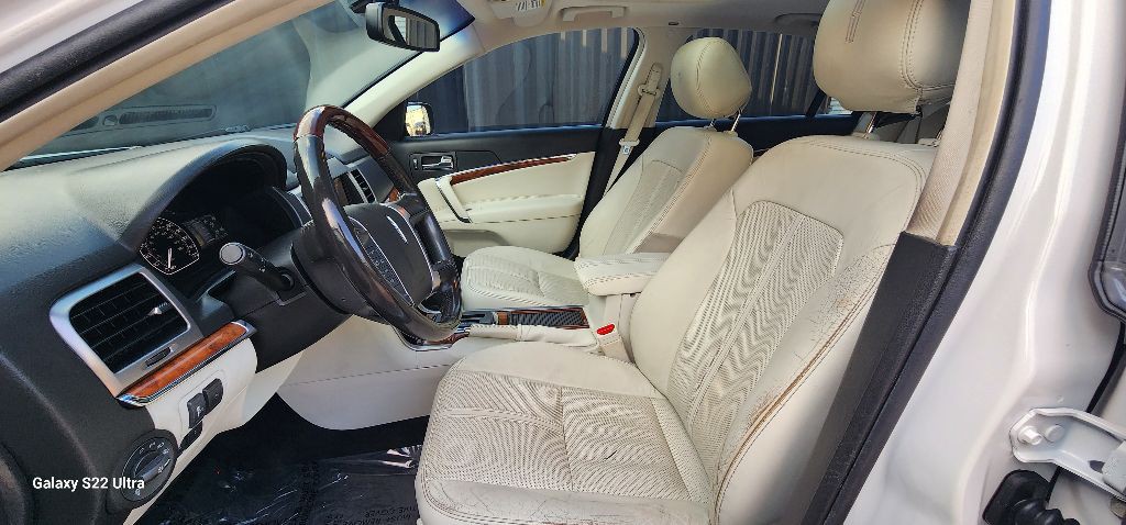 2012 Lincoln MKZ Image 6