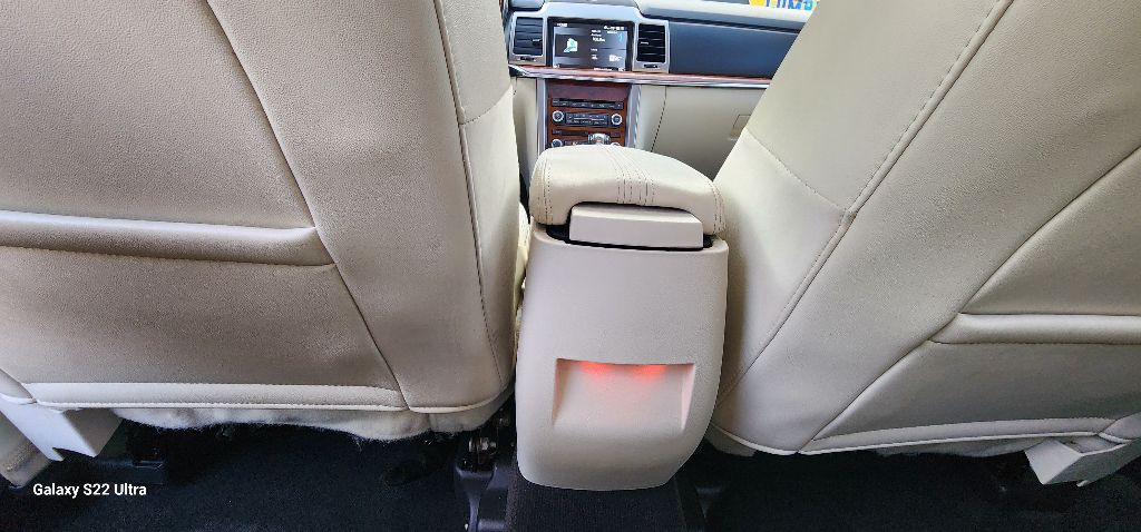 2012 Lincoln MKZ Image 12