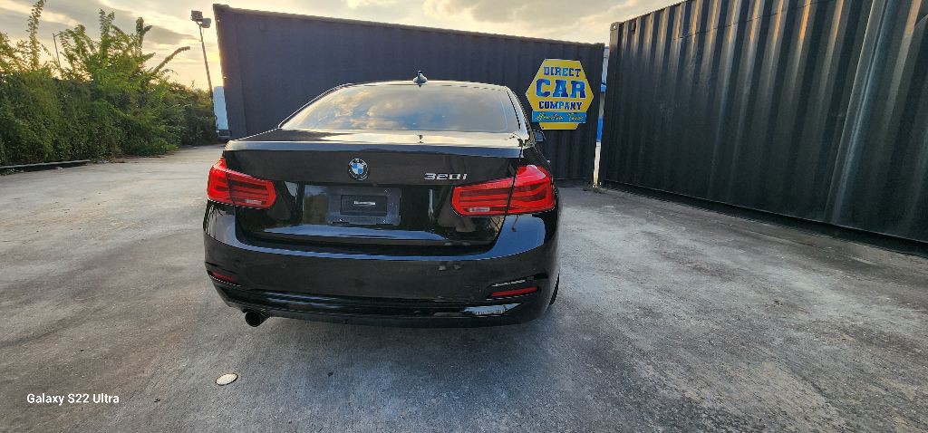 2016 BMW 3 Series Image 3