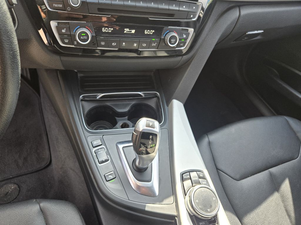 2016 BMW 3 Series Image 13