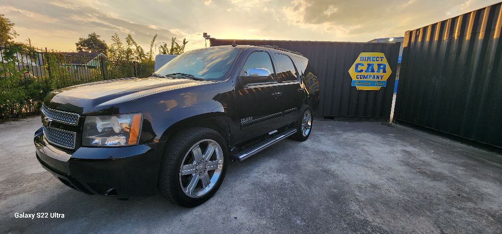 2011 Chevrolet Tahoe Image 3