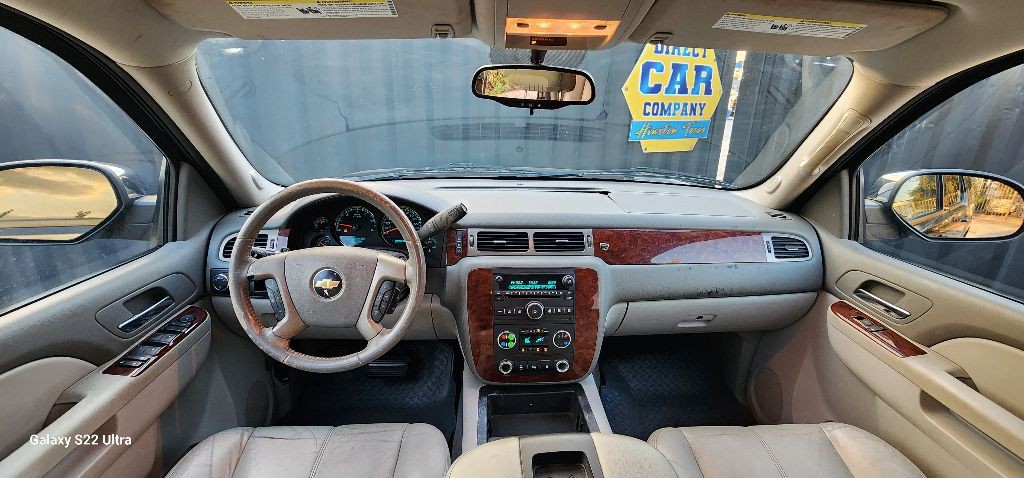 2011 Chevrolet Tahoe Image 14