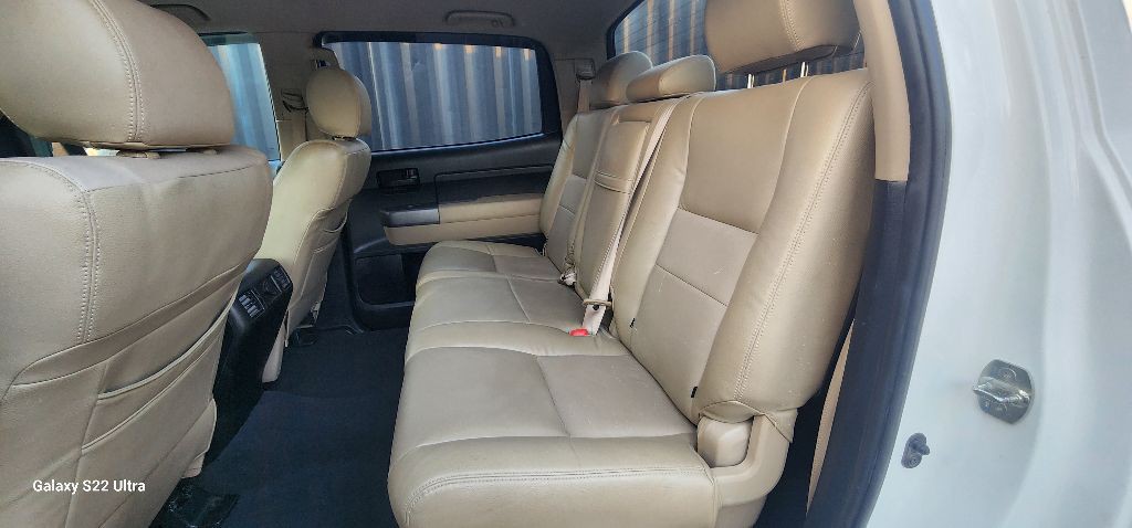 2013 Toyota Tundra Image 8