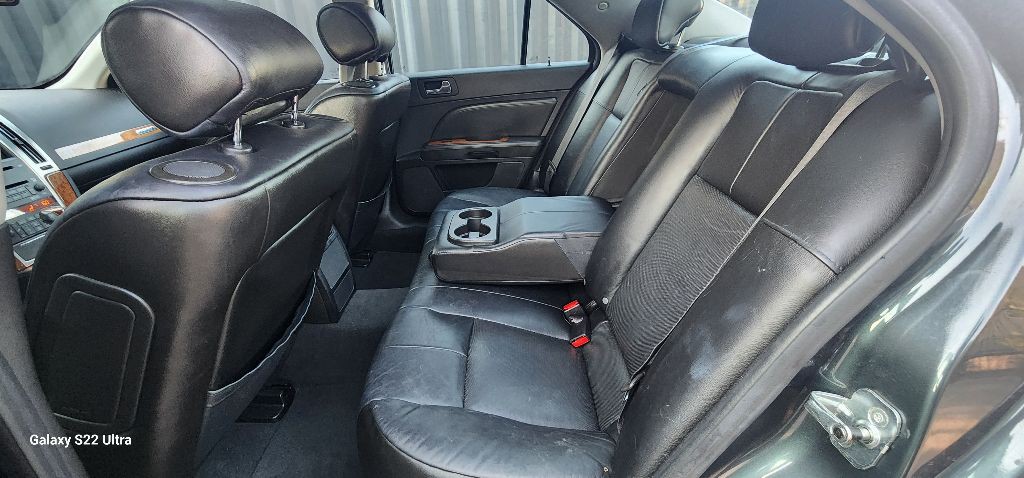 2008 Cadillac STS Image 10