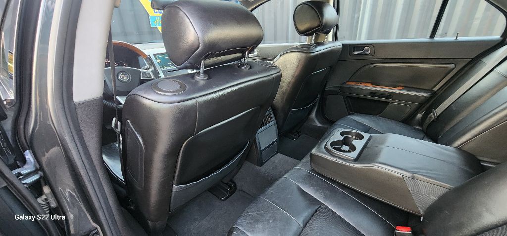 2008 Cadillac STS Image 12