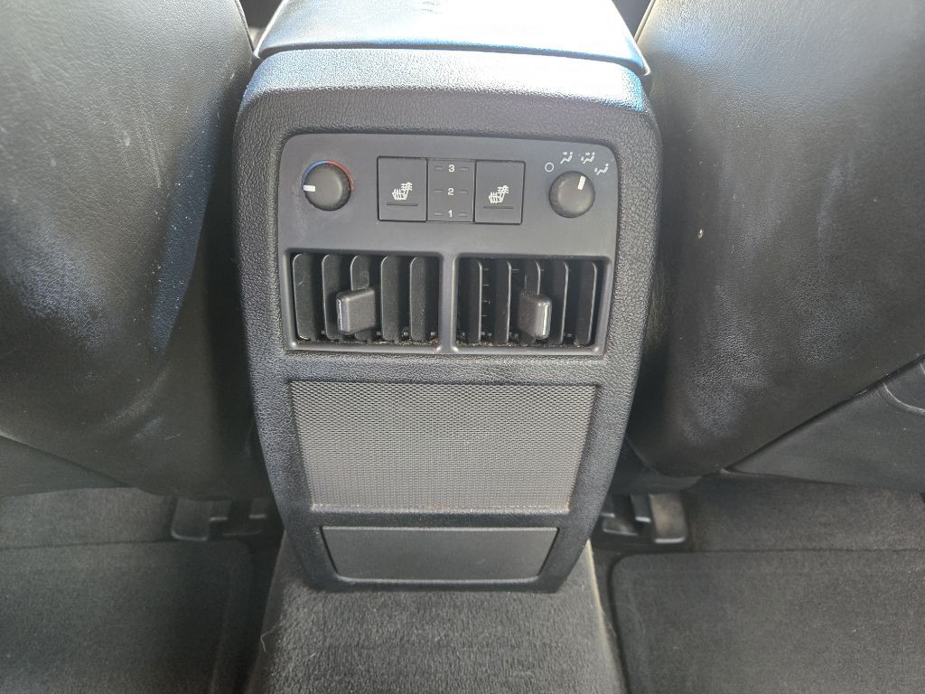 2008 Cadillac STS Image 14