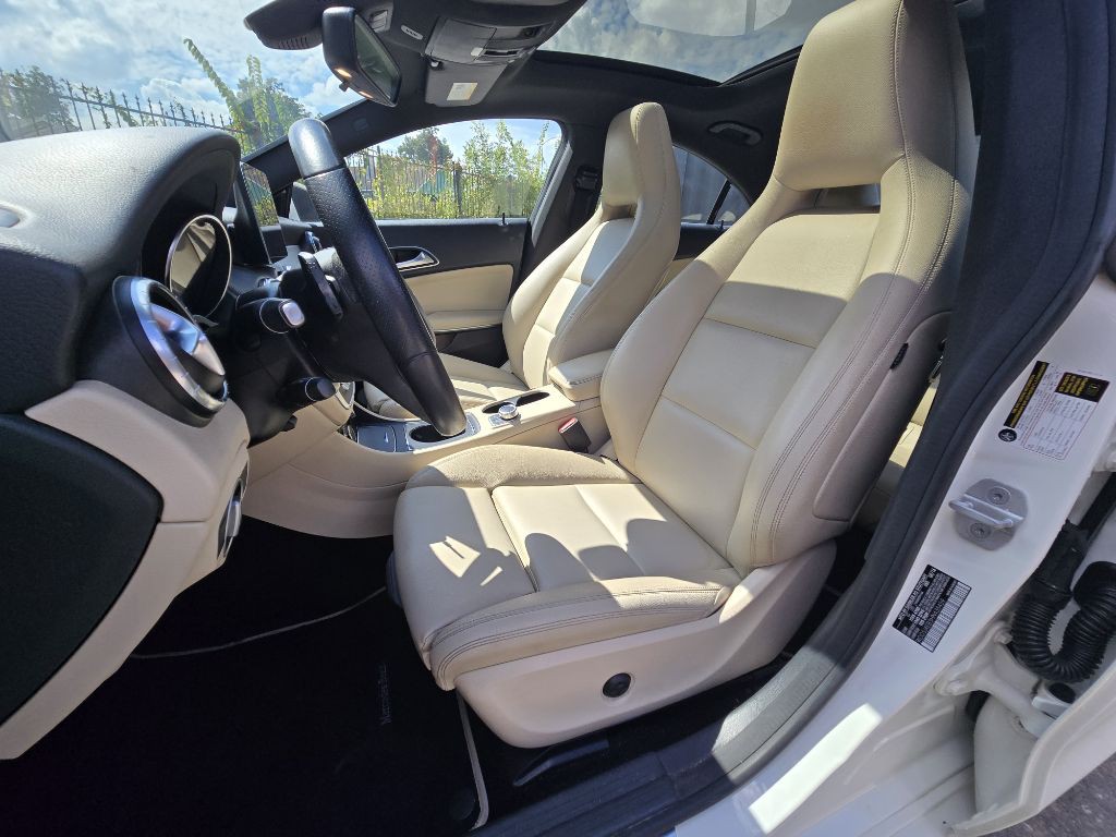 2017 Mercedes-Benz CLA-Class Image 11