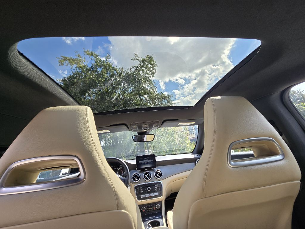 2017 Mercedes-Benz CLA-Class Image 15