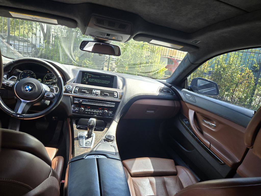2015 BMW 6 Series Image 12