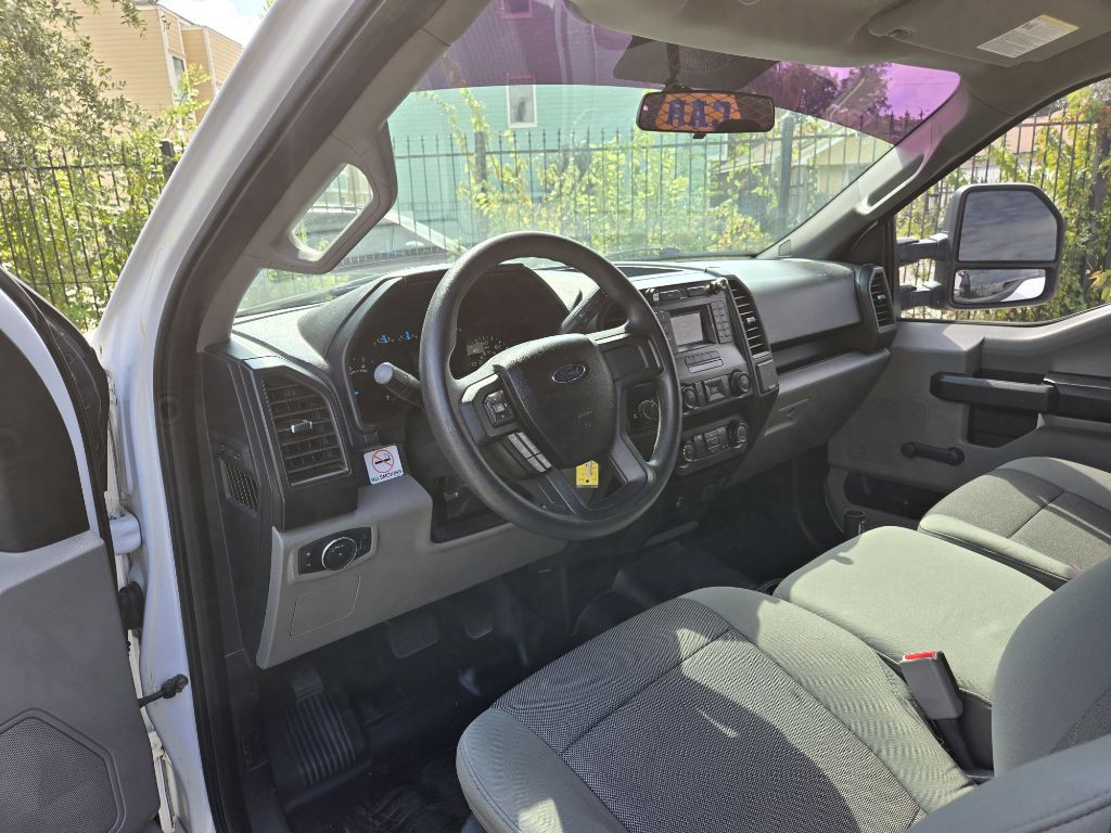 2015 Ford F-150 Image 9