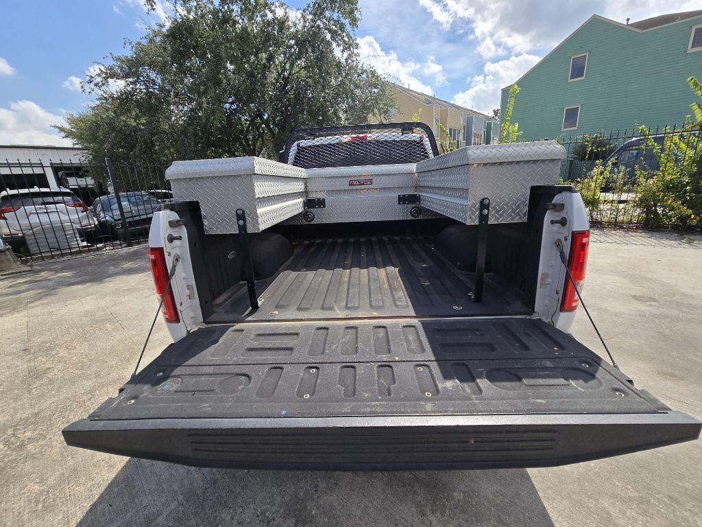 2015 Ford F-150 Image 16